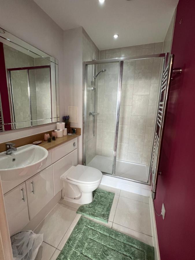 Cityscape Serenity: 10Th Floor Oasis Near City Airport, Excel & 02 Apartment London Exterior photo